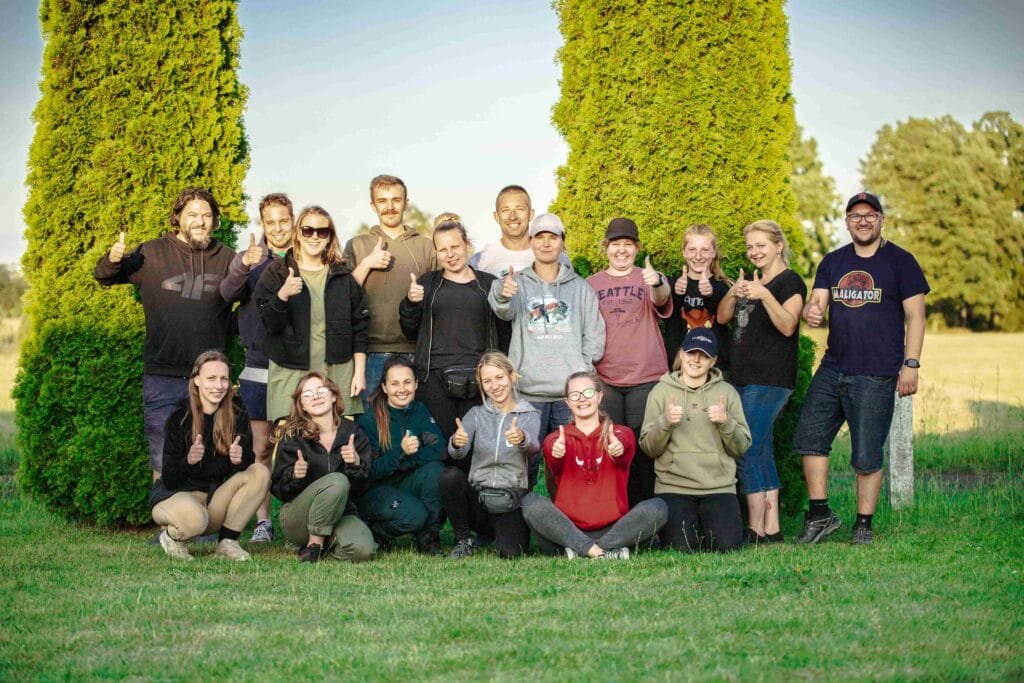 Zdjęcie grupowe z obozu